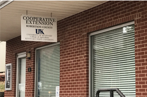 Robertson County Cooperative Entension Office.jpg